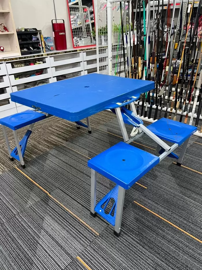 RM100 T(3)004 Camping Table Set (Used)