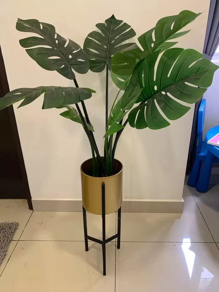 RM100 Monsfera Artificial Plant with Standing Pot