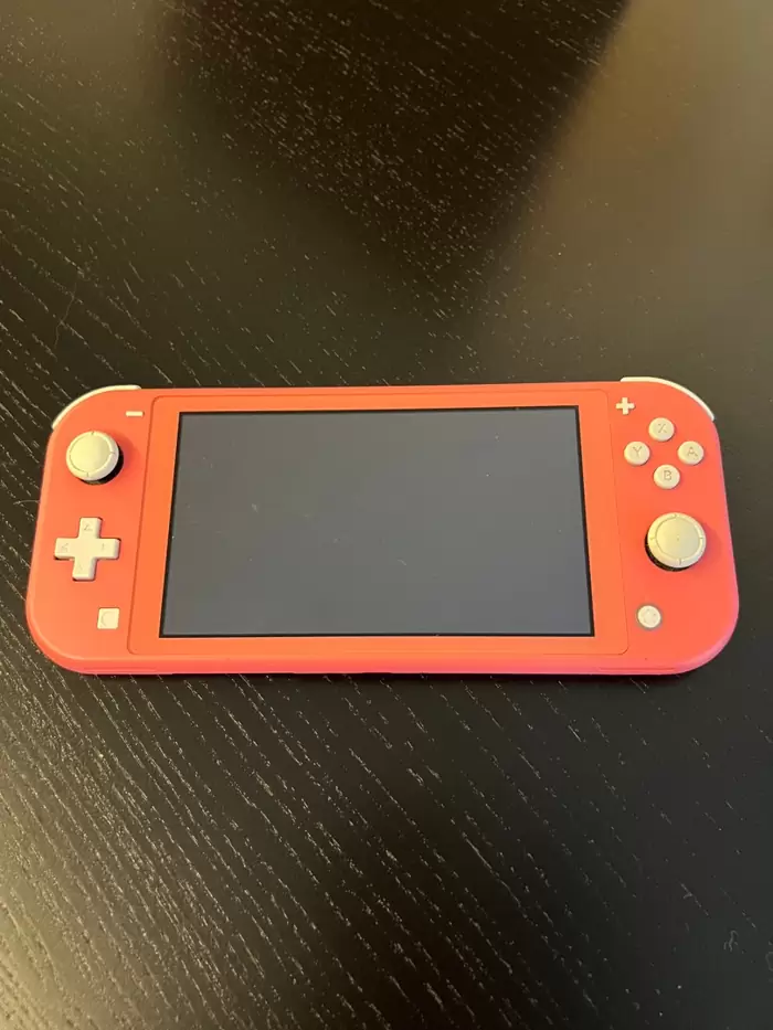 RM490 Preloved Nintendo Switch Lite Pink