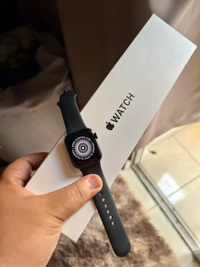 APPLEWATCH SE 40MM SPACE GRAY FULLSET WITHBOX