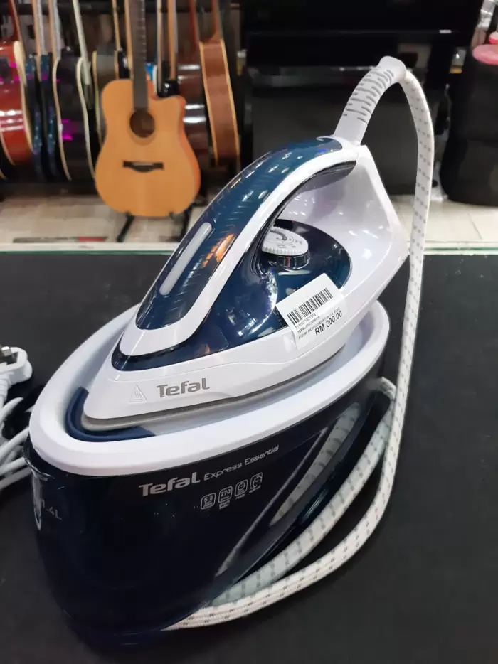 Used tefal steam iron the express essential