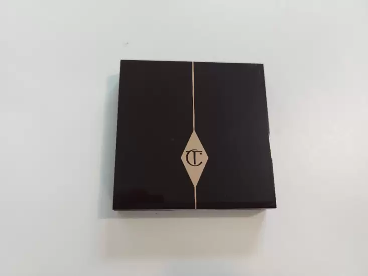 RM100 Charlotte Tilbury Luxury Palette Copper Charge